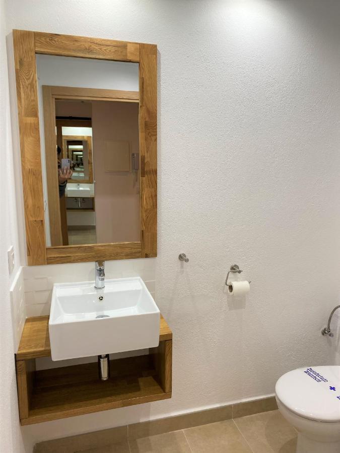 Apartaments L'Escala Centre المظهر الخارجي الصورة
