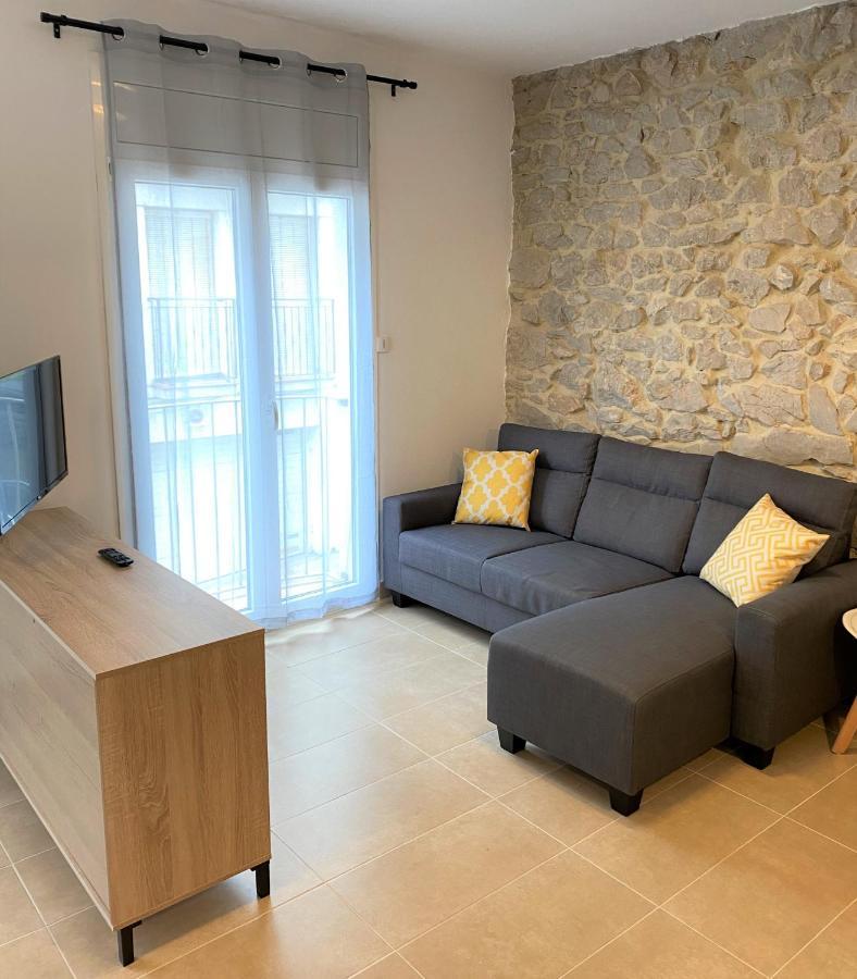 Apartaments L'Escala Centre المظهر الخارجي الصورة
