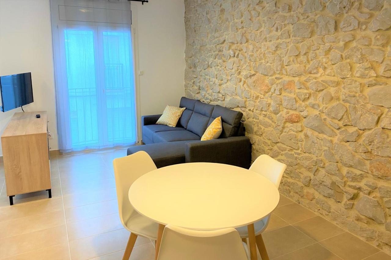 Apartaments L'Escala Centre المظهر الخارجي الصورة