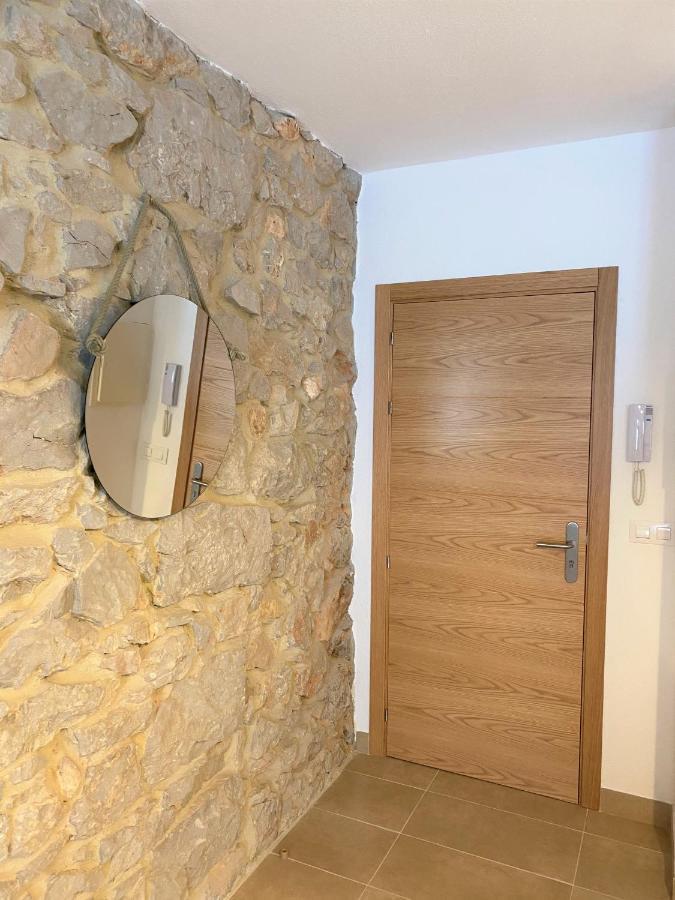Apartaments L'Escala Centre المظهر الخارجي الصورة