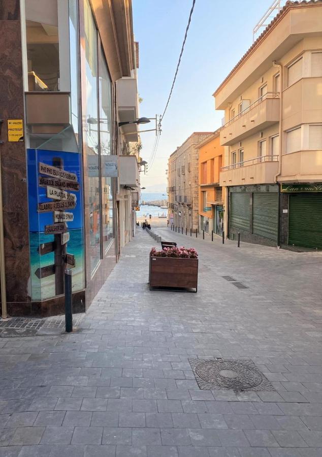 Apartaments L'Escala Centre المظهر الخارجي الصورة