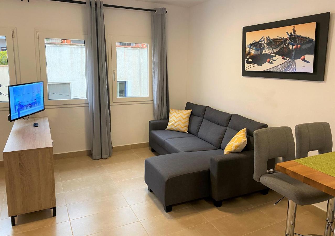 Apartaments L'Escala Centre المظهر الخارجي الصورة